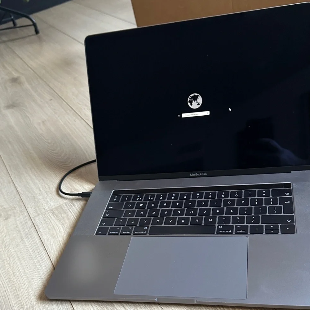 Apple MacBook Pro - 15-Inch 
